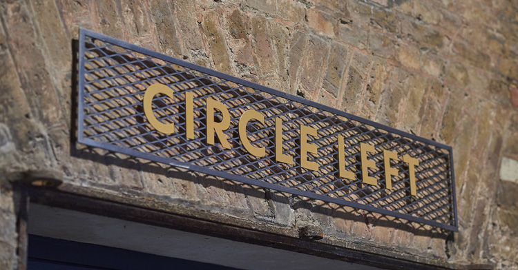 國外品牌設計，專業品牌設計，vi品牌設計，品牌設計方案，品牌設計創意，品牌設計分析