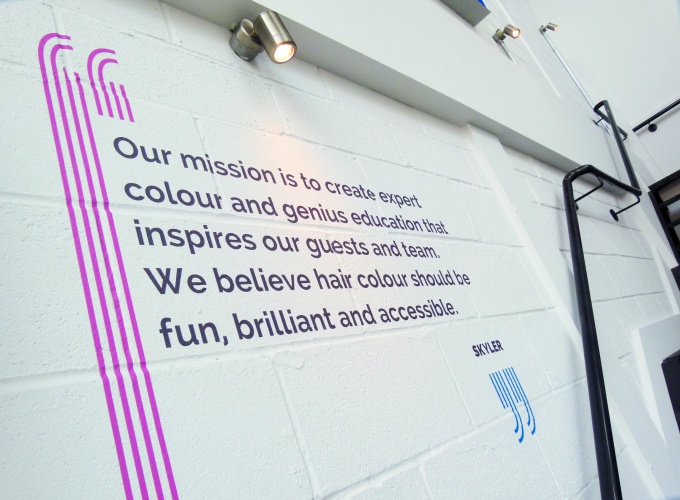 倫敦斯凱勒美發沙龍品牌設計和室內空間設計