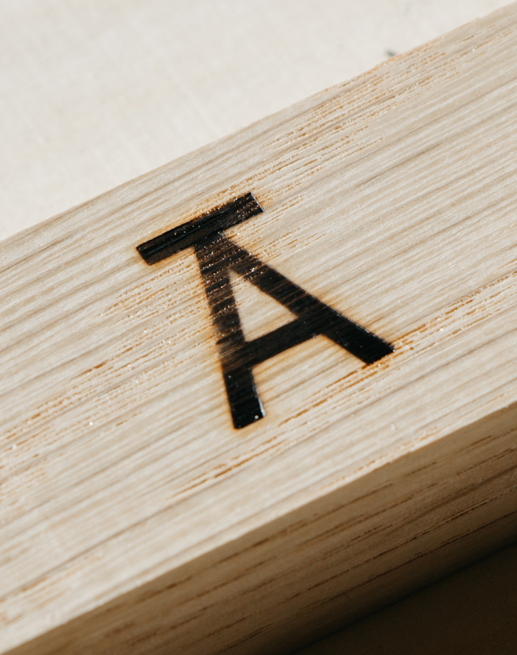 瑞典Tra木材加工公司logo設計案例