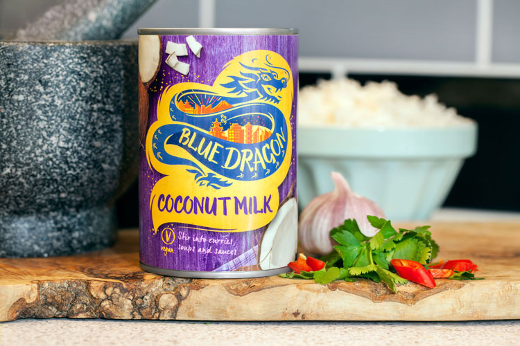 東亞食品品牌藍龍(Blue Dragon)視覺識別和包裝設(shè)計